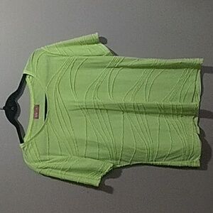 Iyla top size large